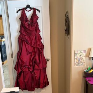 Elegant Burgundy Evening Gown
